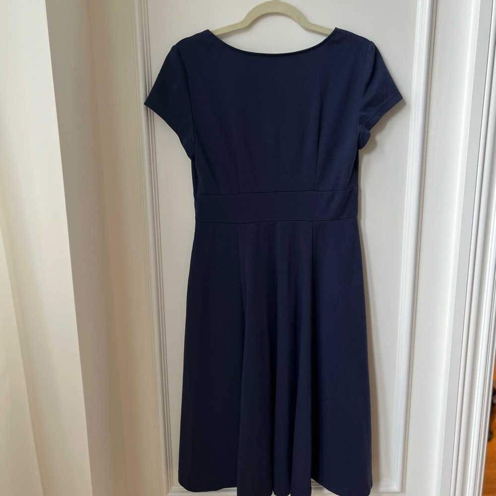 Boden Navy Blue Fit And Flare Pleated Knee Length Short Sleeve Dress US 6/UK 10 - Picture 3 of 4